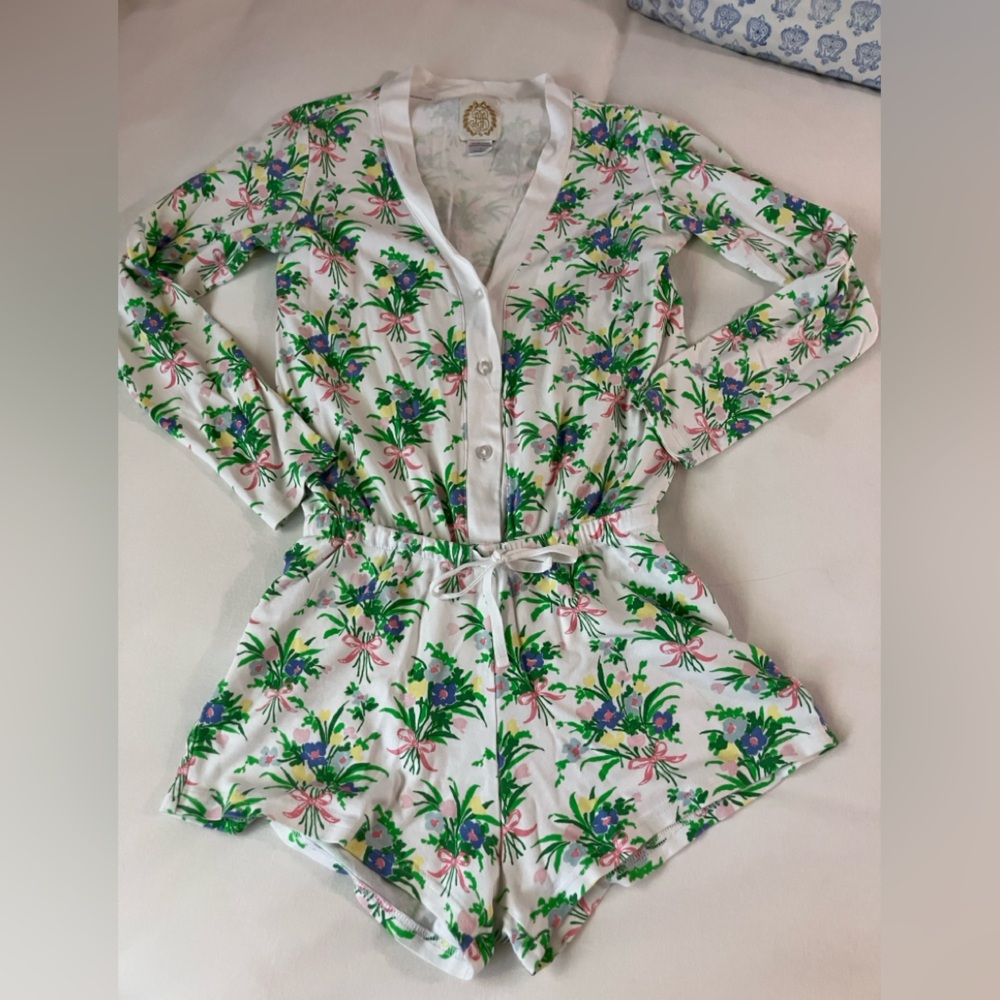 TBBC Poppy’s Porch Ready Romper Grove Park Garden Beaufort Bonnet Small
